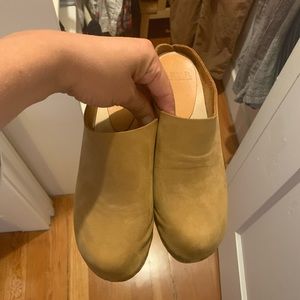 Bryr Chloe clogs